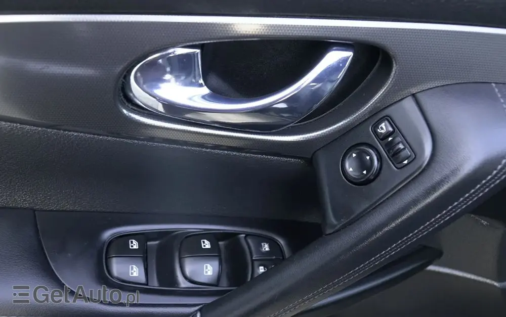 NISSAN Qashqai 1.2 DIG-T Tekna+