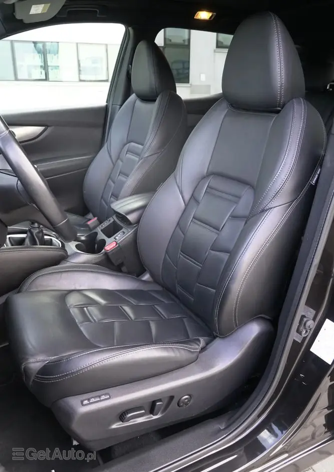 NISSAN Qashqai 1.2 DIG-T Tekna+