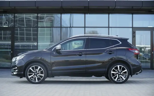 NISSAN Qashqai 1.2 DIG-T Tekna+