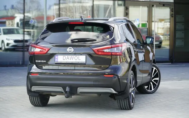 NISSAN Qashqai 1.2 DIG-T Tekna+