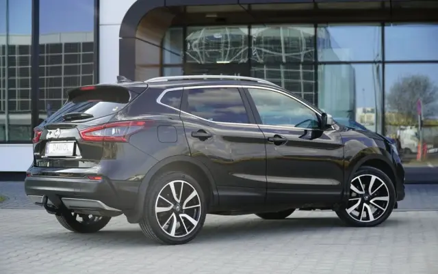 NISSAN Qashqai 1.2 DIG-T Tekna+