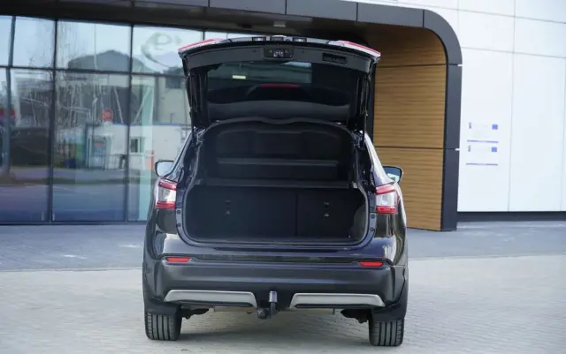 NISSAN Qashqai 1.2 DIG-T Tekna+