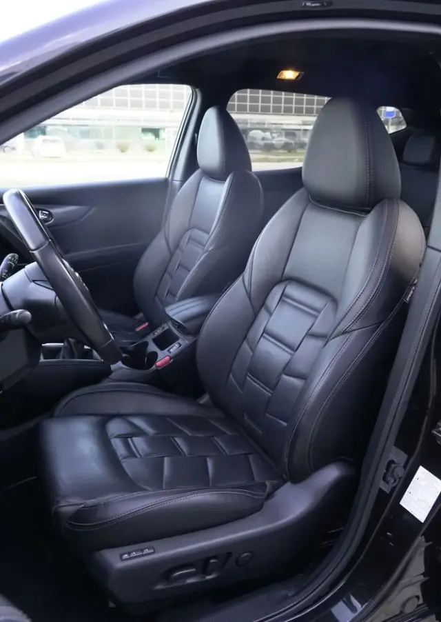 NISSAN Qashqai 1.2 DIG-T Tekna+