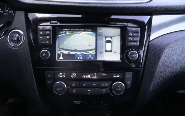 NISSAN Qashqai 1.2 DIG-T Tekna+