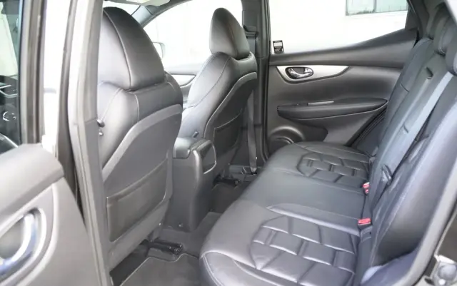 NISSAN Qashqai 1.2 DIG-T Tekna+