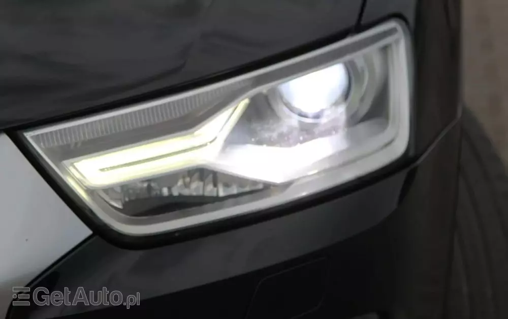 AUDI Q3 2.0 TDI Sport