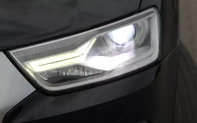 AUDI Q3 2.0 TDI Sport