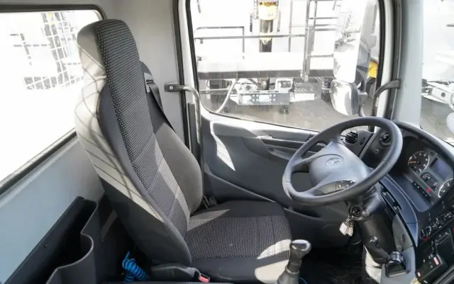 MERCEDES-BENZ / AXOR 2633 / 6X4 / SKRZYNIOWY - 6,55 M / MOCNA PODŁOGA / HDS FASSI F155 / wysów: 10 M / MAX UDŹWIG 6 000 KG / MANUAL  / STEROWANIE RADIOWE / 