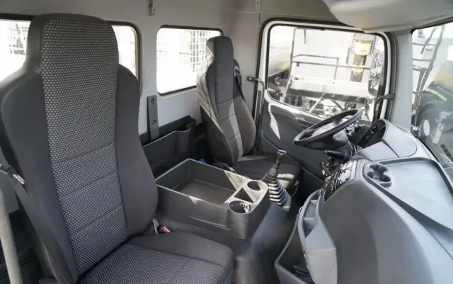 MERCEDES-BENZ / AXOR 2633 / 6X4 / SKRZYNIOWY - 6,55 M / MOCNA PODŁOGA / HDS FASSI F155 / wysów: 10 M / MAX UDŹWIG 6 000 KG / MANUAL  / STEROWANIE RADIOWE / 