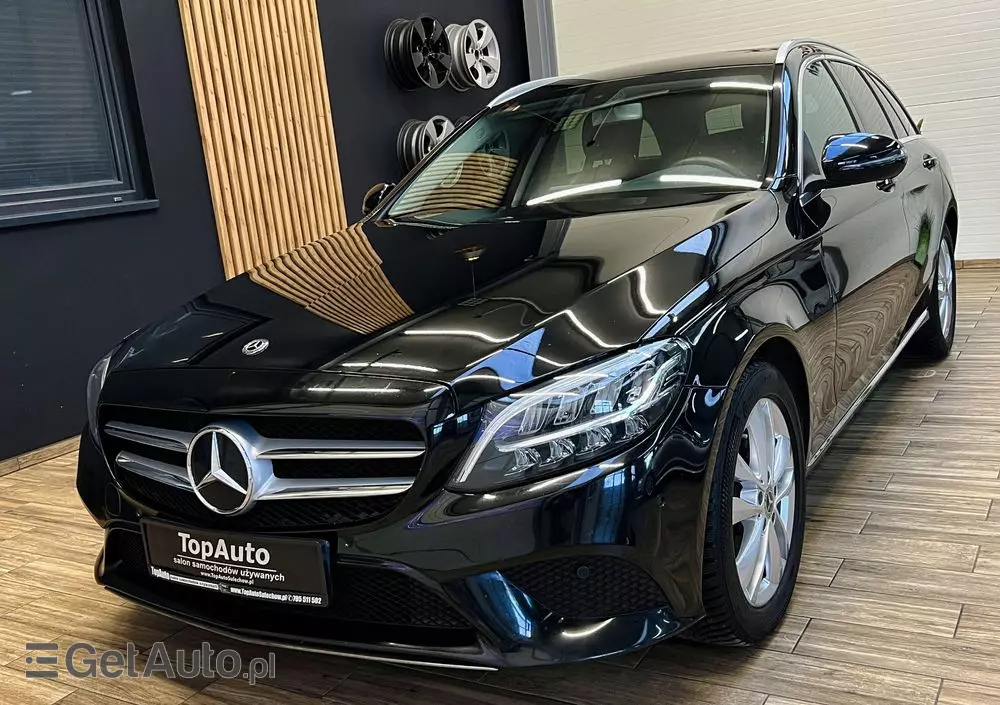 MERCEDES-BENZ Klasa C 220 d T 9G-TRONIC Exclusive
