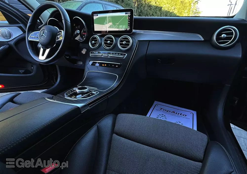 MERCEDES-BENZ Klasa C 220 d T 9G-TRONIC Exclusive