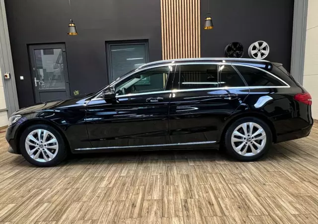 MERCEDES-BENZ Klasa C 220 d T 9G-TRONIC Exclusive