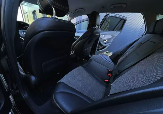 MERCEDES-BENZ Klasa C 220 d T 9G-TRONIC Exclusive