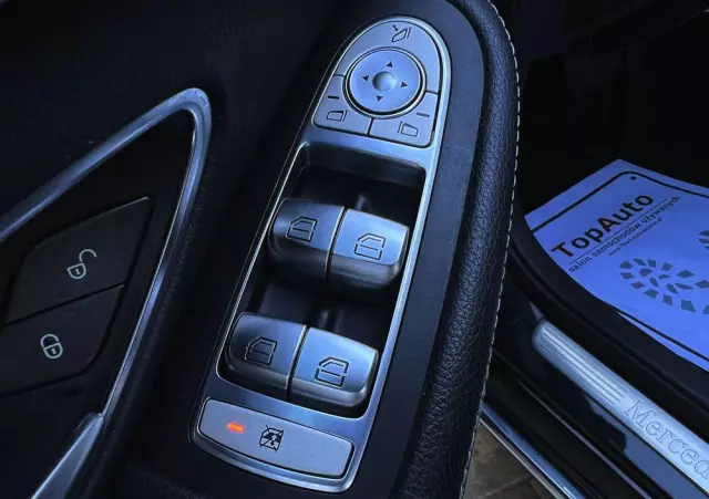 MERCEDES-BENZ Klasa C 220 d T 9G-TRONIC Exclusive