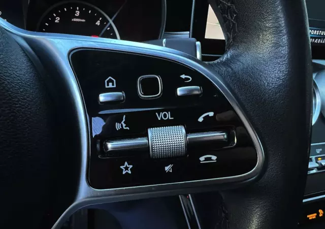 MERCEDES-BENZ Klasa C 220 d T 9G-TRONIC Exclusive