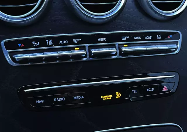 MERCEDES-BENZ Klasa C 220 d T 9G-TRONIC Exclusive