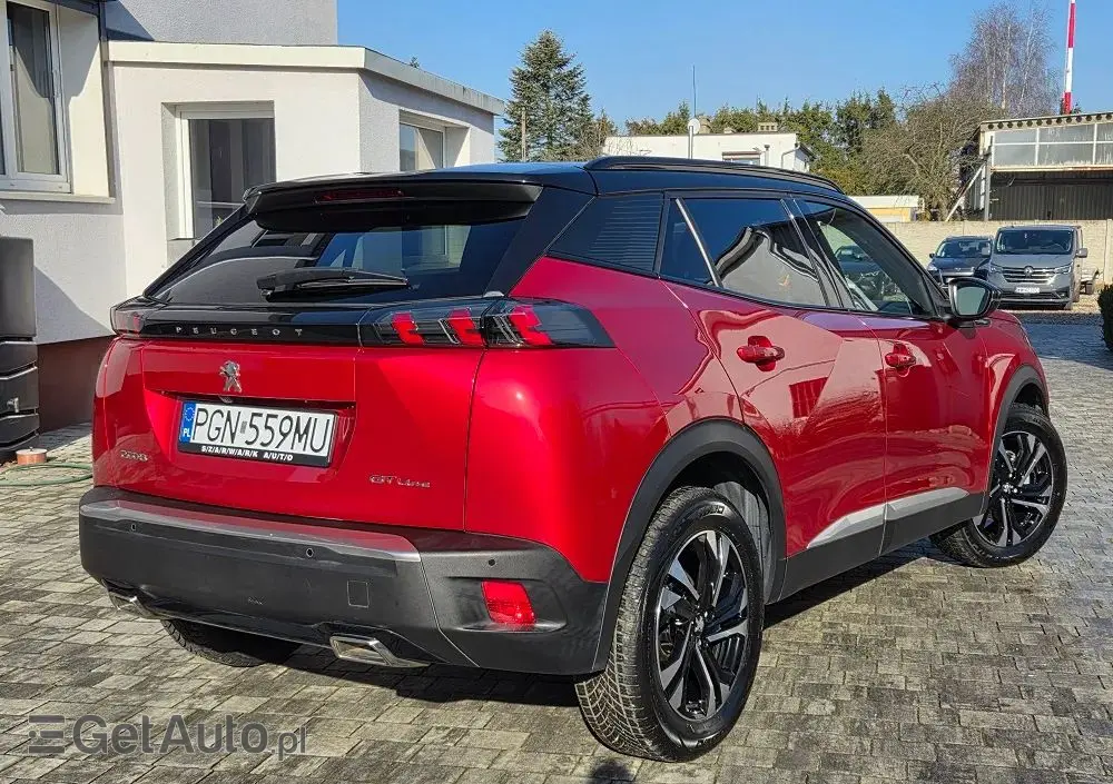 PEUGEOT 2008 PureTech 130 GT