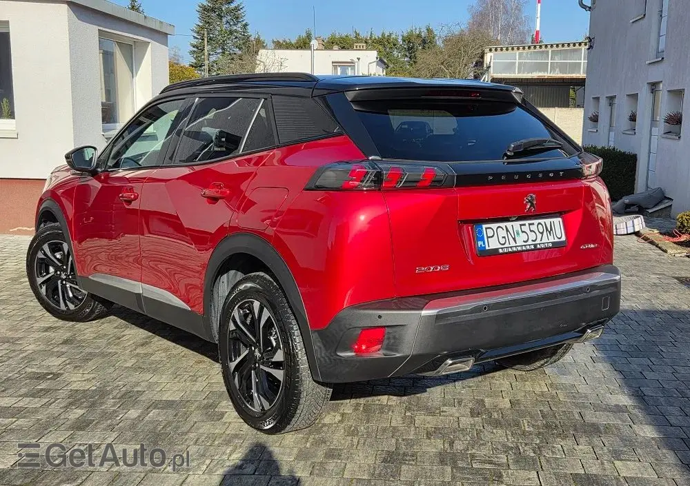 PEUGEOT 2008 PureTech 130 GT