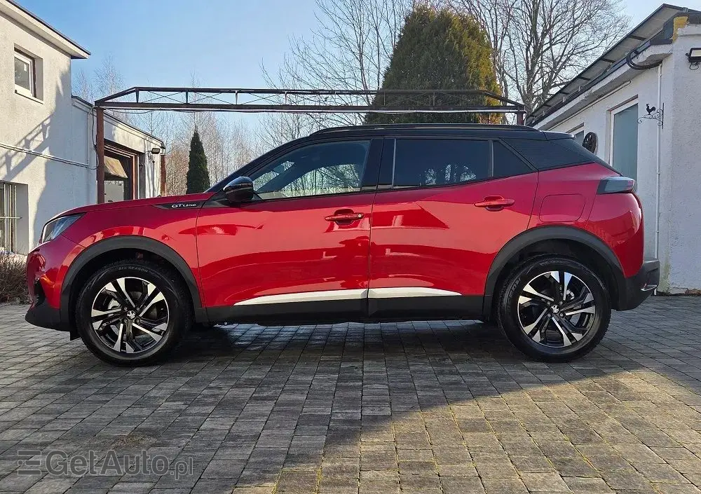 PEUGEOT 2008 PureTech 130 GT