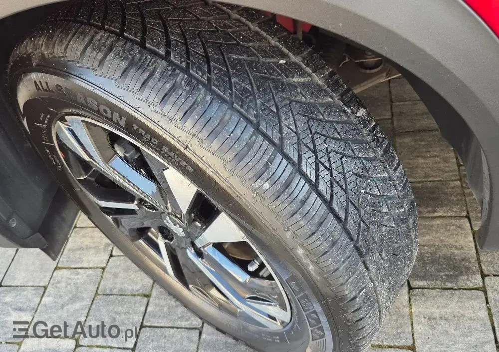 PEUGEOT 2008 PureTech 130 GT