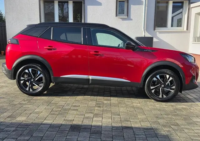 PEUGEOT 2008 PureTech 130 GT