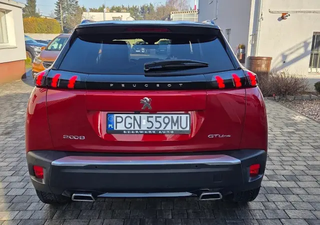 PEUGEOT 2008 PureTech 130 GT
