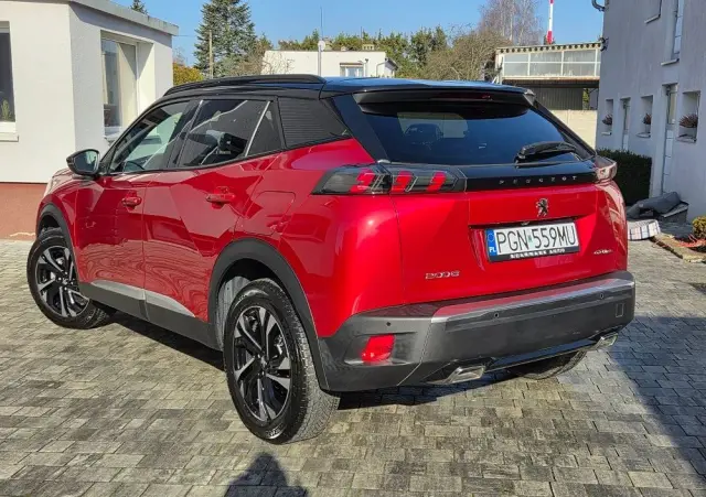 PEUGEOT 2008 PureTech 130 GT