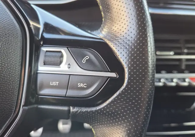 PEUGEOT 2008 PureTech 130 GT