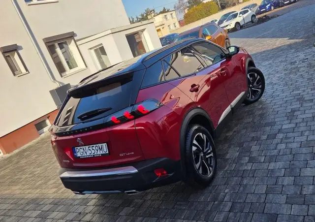 PEUGEOT 2008 PureTech 130 GT