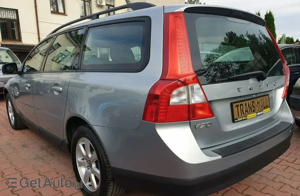 VOLVO V70 