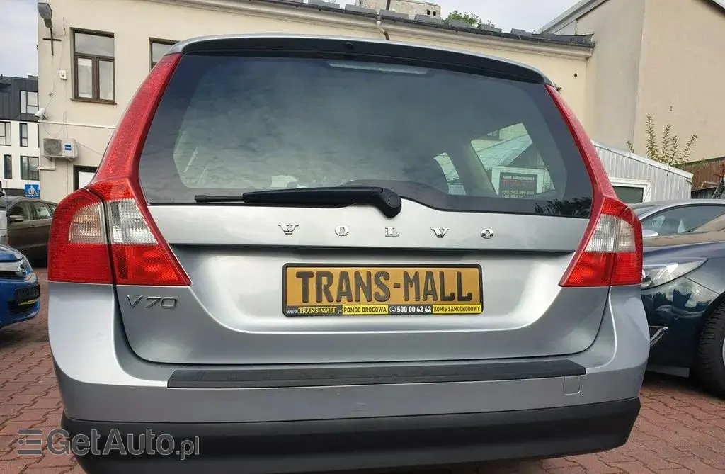 VOLVO V70 