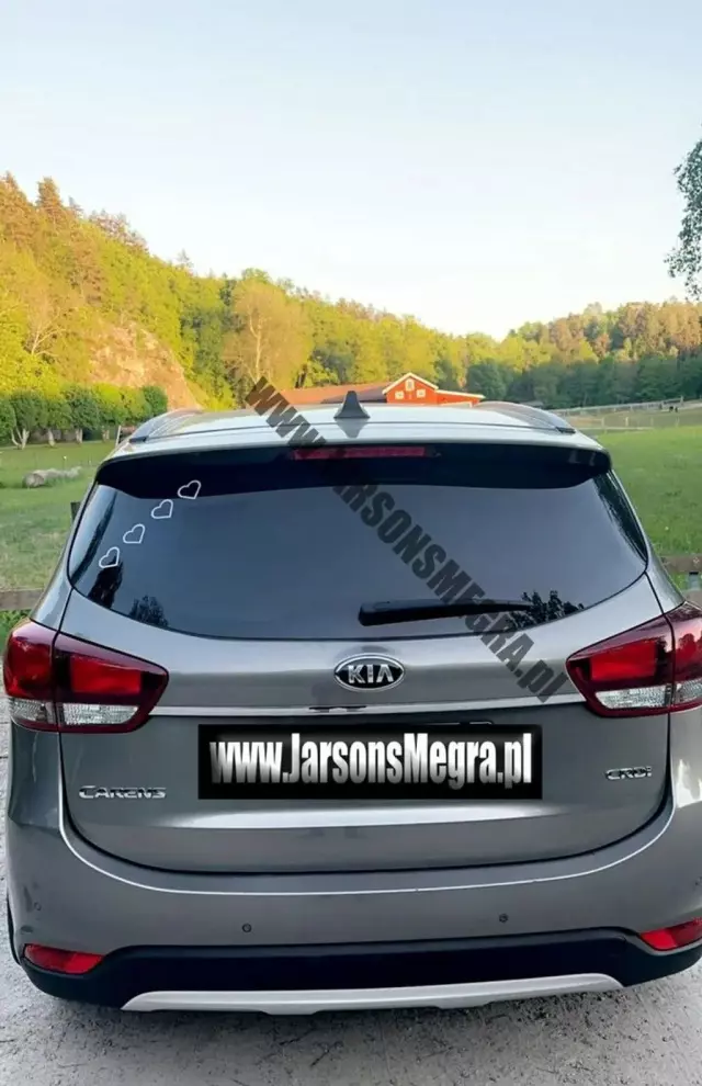 KIA Carens 