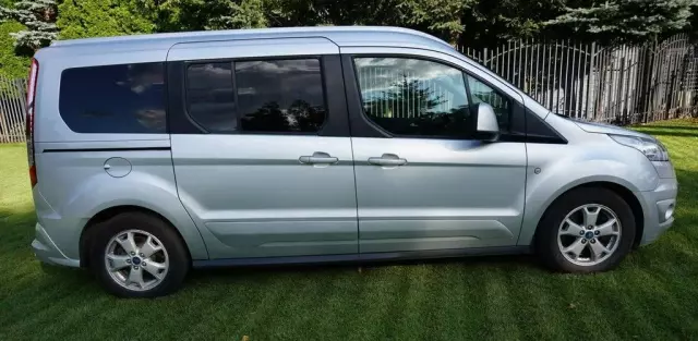 FORD Tourneo Connect 