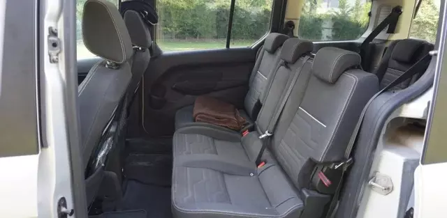 FORD Tourneo Connect 