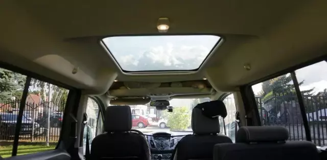 FORD Tourneo Connect 