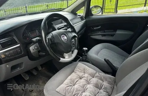 FIAT Linea 