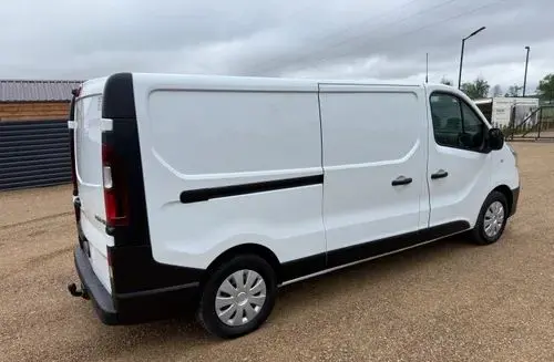 RENAULT Trafic 