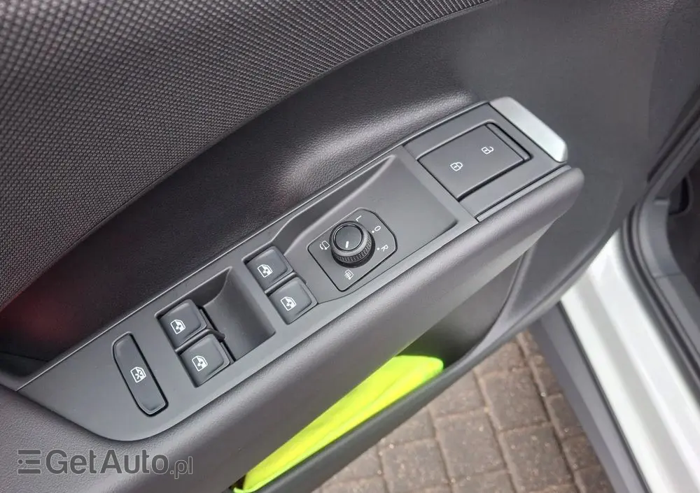 VOLKSWAGEN T-Roc 1.5 TSI Life DSG