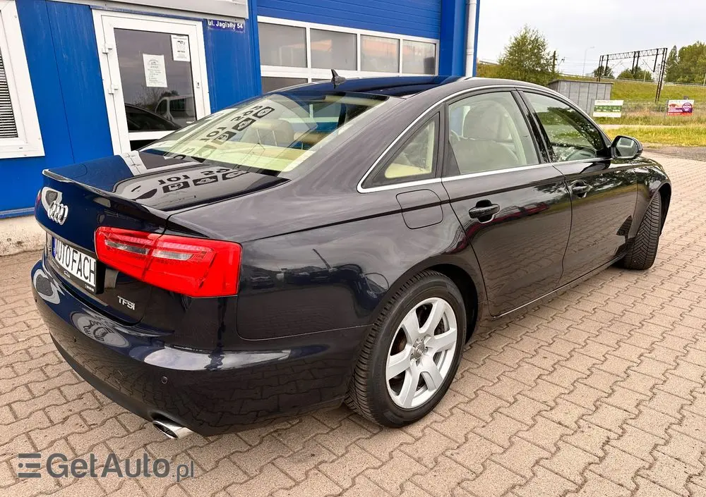 AUDI A6 Limousine 