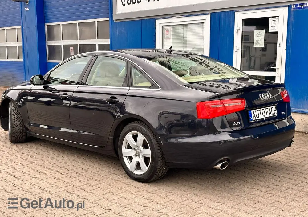 AUDI A6 Limousine 