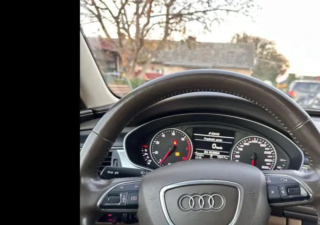 AUDI A6 Limousine 