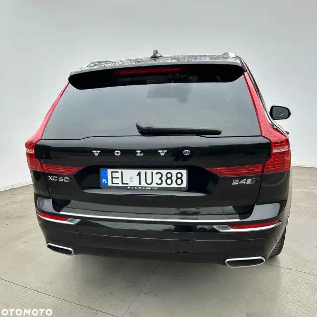 VOLVO XC60 INSCRIPTION
