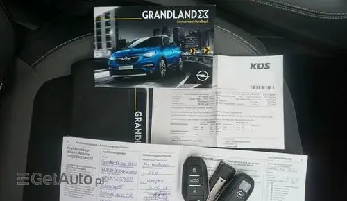 OPEL Grandland 