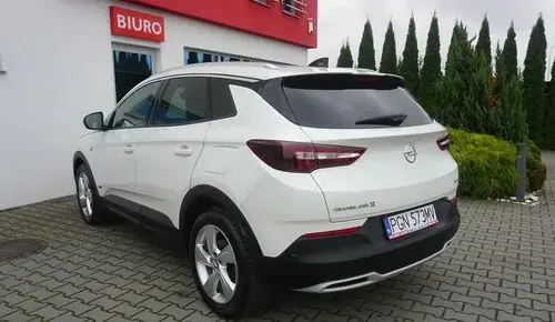 OPEL Grandland 