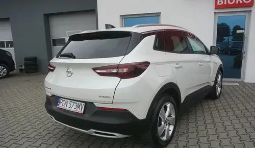 OPEL Grandland 
