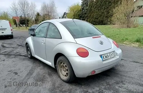 VOLKSWAGEN New Beetle 