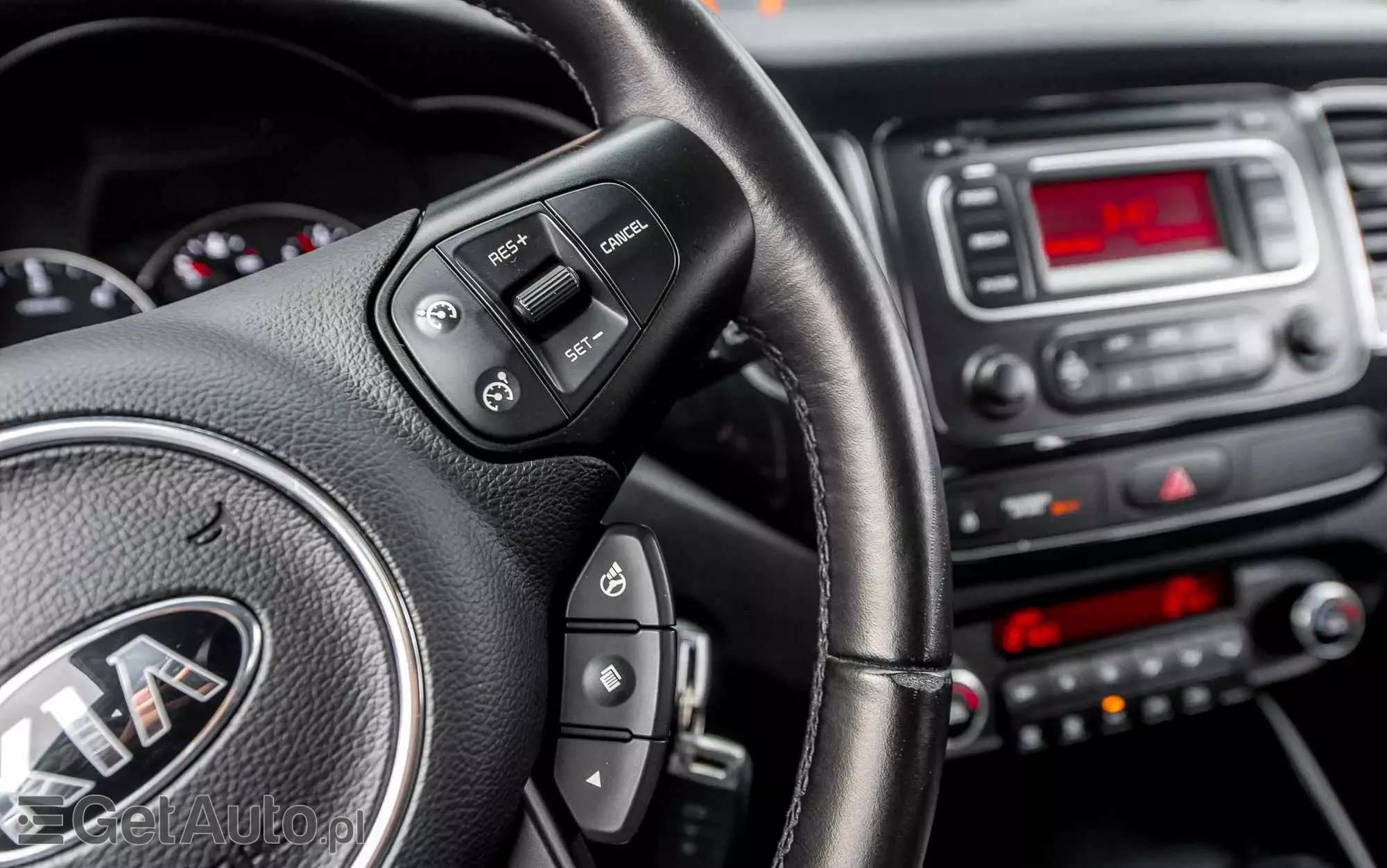 KIA Carens 1.7 CRDi Edition 7