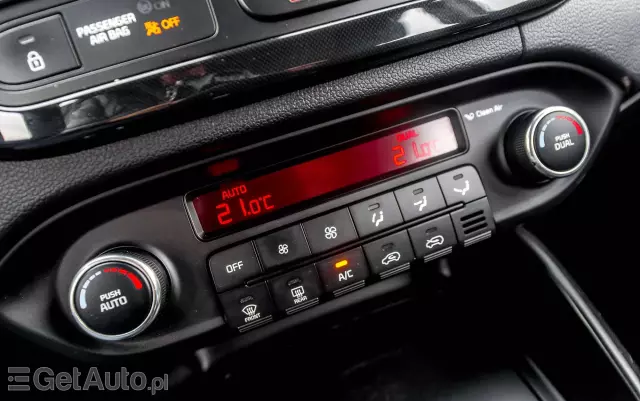 KIA Carens 1.7 CRDi Edition 7