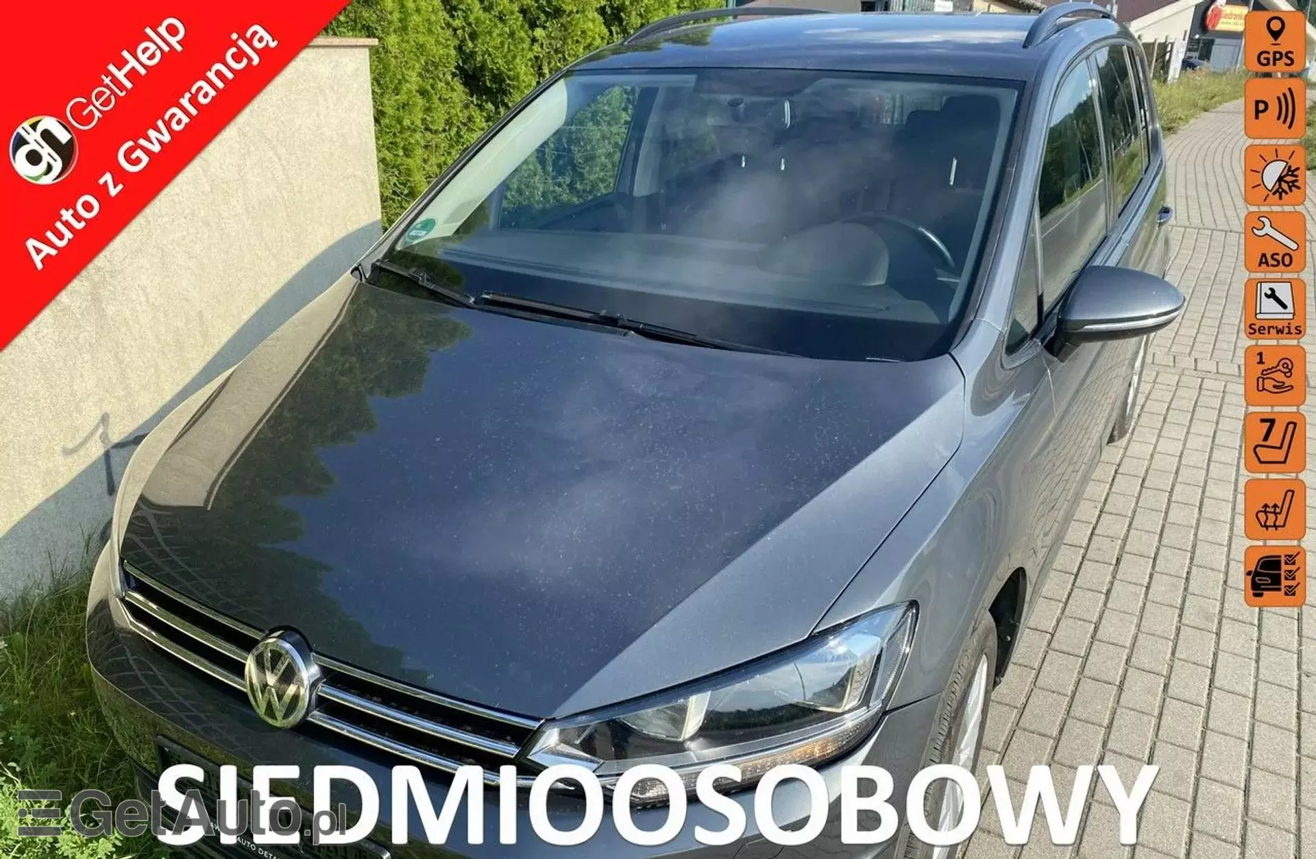 VOLKSWAGEN Touran 