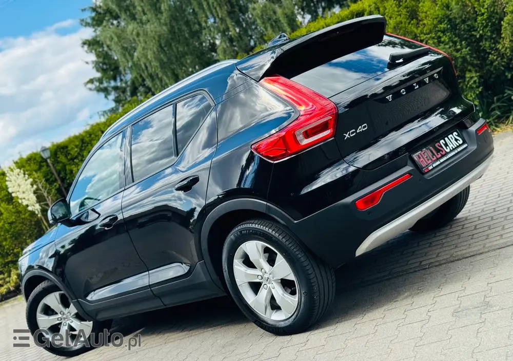 VOLVO XC 40 D3 Momentum Pro